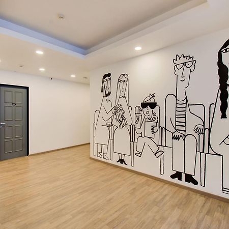 Capital O Pink Peral Hotel Джайпур Екстериор снимка